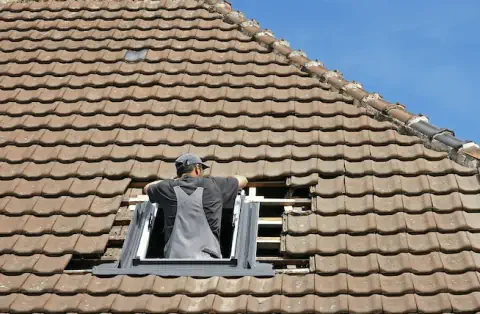 Pose de velux - Neuilly-le-Vendin